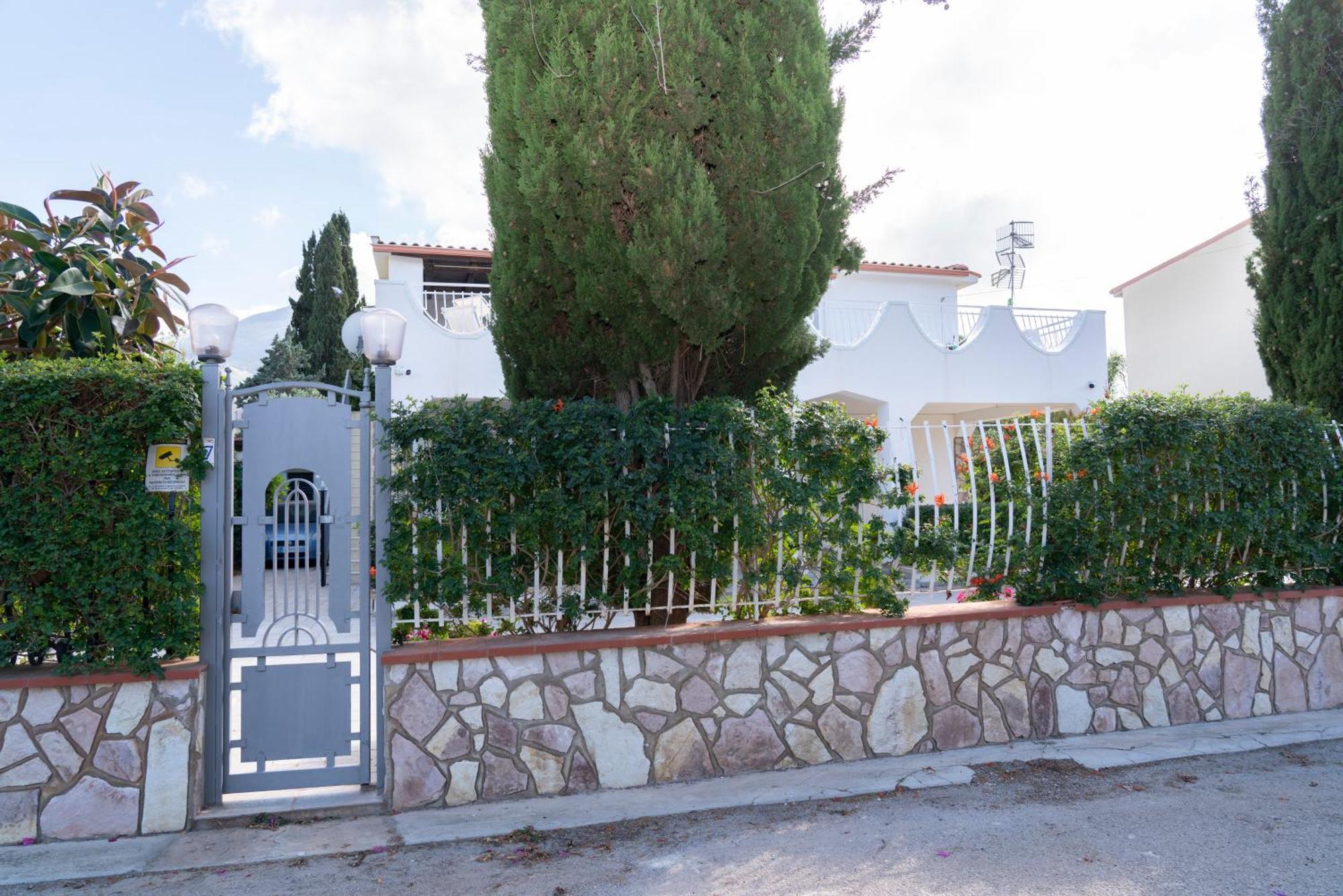 Villa Claudia E Simone Carini Δωμάτιο φωτογραφία